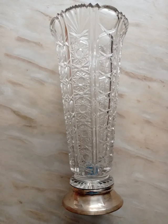 Jarrón Cristal Bohemia Pie Plata Tallado