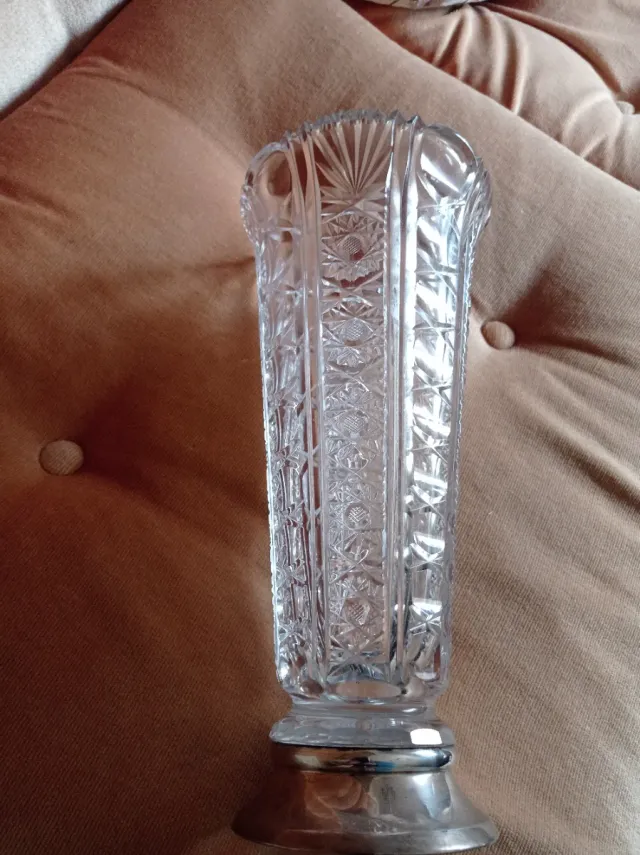 Jarrón Cristal Bohemia Pie Plata Tallado