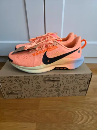 Nike Pegasus Trail 5 ReactX Naranja/Negro