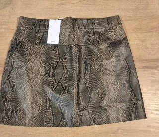 Minifalda efecto piel serpiente