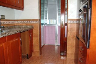 Piso en alquiler en Linares