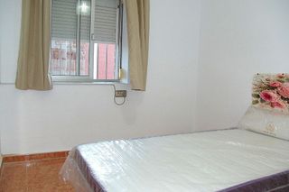 Piso en alquiler en Linares