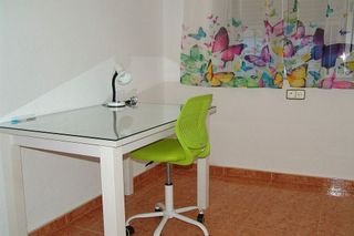 Piso en alquiler en Linares