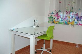 Piso en alquiler en Linares