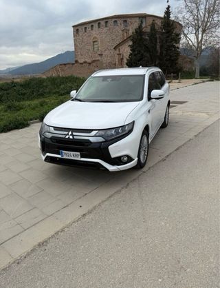 Mitsubishi Outlander 2019