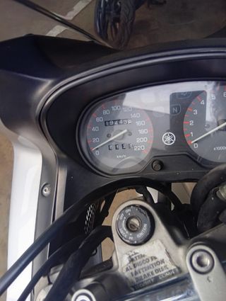 Yamaha XJ600 2003 VENDO O CAMBIO POR OTRO ESTILO