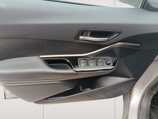 C-HR - DESDE 321€/MES ¡SIN PAGAR ENTRADA!