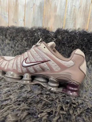 Nike Shox TL Talla 44 Pumice-Night Maroon