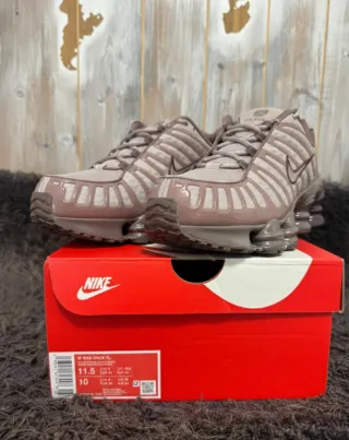 Nike Shox TL Talla 44 Pumice-Night Maroon