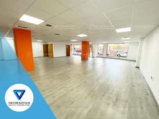 Local comercial en venta en Nueva Andalucía en Almería