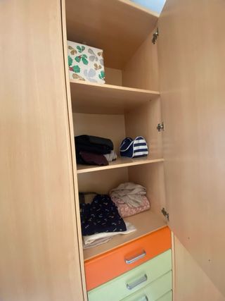 Armario juvenil grande