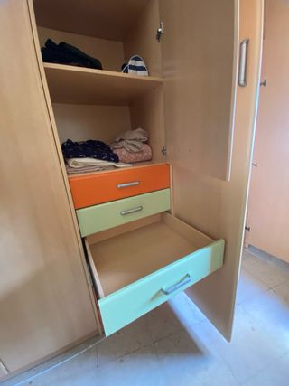 Armario juvenil grande