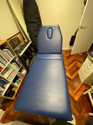 Camilla marca Ecopostural. Buen estado