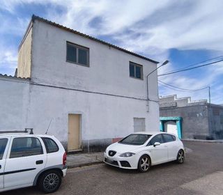 Nave industrial en venta en Maria Auxiliadora - Barriada LLera en Badajoz