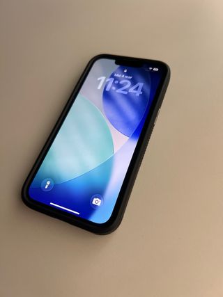 iPhone 14 Dorado 98% Casi Nuevo