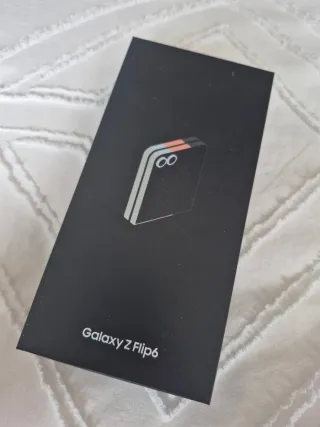 Caja Samsung Galaxy Z Flip6