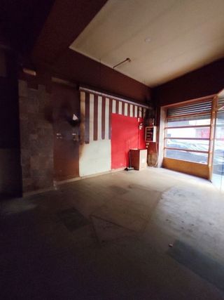 Local comercial en alquiler en Instituts - Universitat en Lleida