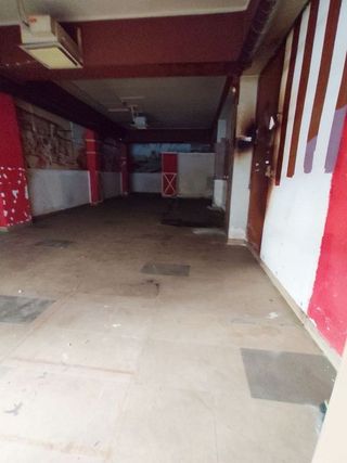 Local comercial en alquiler en Instituts - Universitat en Lleida