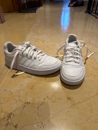 Adidas Blancas