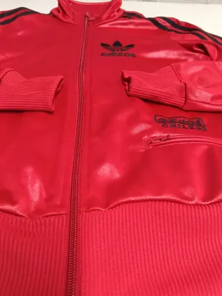 Chaqueta Adidas Chile 62 Wetlook Roja
