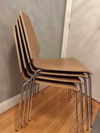 4 Sillas Comedor Skalsta color Nogal