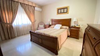 Casa adosada en venta en Palacio de Congresos - Urbadiez - Entrepuentes en Sevilla