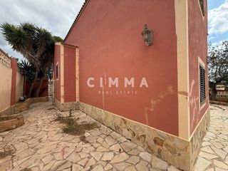 Chalet en venta en Nucia (la)