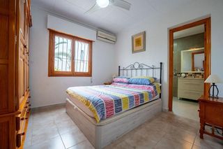 Chalet en venta en La Siesta - El Salado - Torreta en Torrevieja