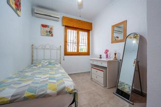 Chalet en venta en La Siesta - El Salado - Torreta en Torrevieja