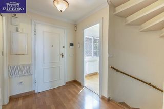 Casa adosada en venta en Bola de Oro - Serrallo en Granada