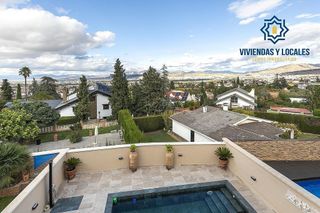 Casa pareada en venta en Gójar