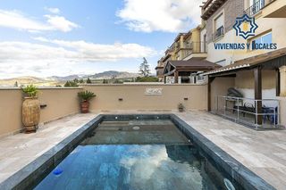 Casa pareada en venta en Gójar