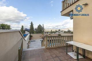 Casa pareada en venta en Gójar