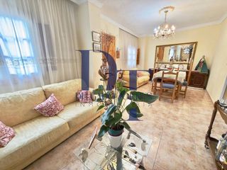 Casa en venta en Centro Ciudad - El Carmen en Vélez-Málaga