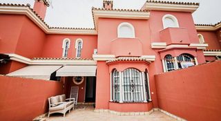 Casa adosada en venta en Núcleo Urbano en Chiclana de la Frontera