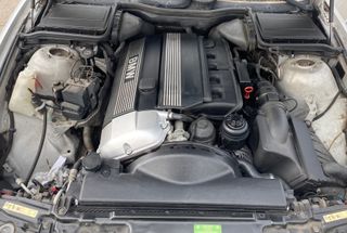 BMW 530iA E39 231cv – Muy cuidado mecánicamente