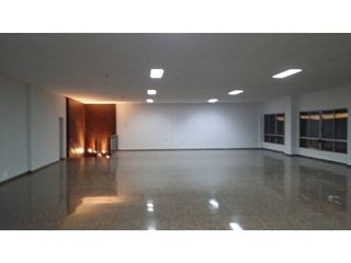 Nave industrial en alquiler en Zona Metro - Auditorio en Paiporta