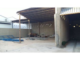 Nave industrial en alquiler en Zona Metro - Auditorio en Paiporta