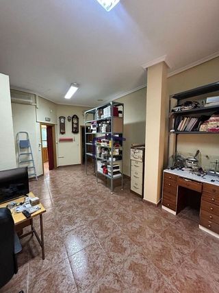 Local comercial en alquiler en Manzanares