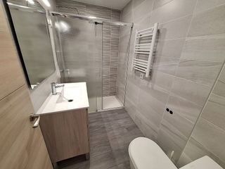 Piso en alquiler en Cruz Roja en Sevilla