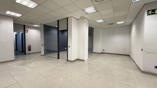 Local comercial en alquiler en Carcaixent