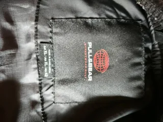 Bomber Ligera Pull & Bear - Ideal Entretiempo / XL