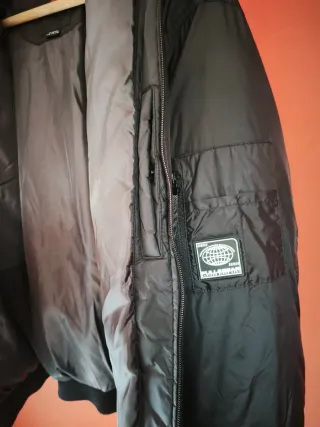 Bomber Ligera Pull & Bear - Ideal Entretiempo / XL