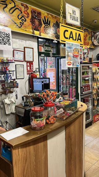 Local comercial en alquiler en Universidad - Malasaña en Madrid