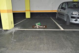 Garaje en alquiler en Milán - Pumarín - Teatinos en Oviedo