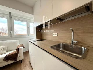 Piso en alquiler en Hospitales - Campus en Salamanca