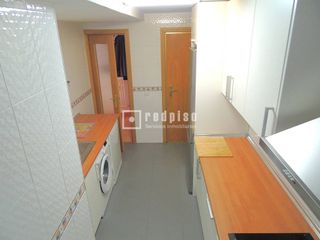Piso en alquiler en Valdeacederas en Madrid