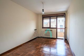 Piso en alquiler en Auditorio - Parque Invierno en Oviedo