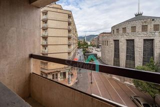 Piso en alquiler en Auditorio - Parque Invierno en Oviedo