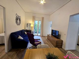 Piso en alquiler en Los Remedios en Sevilla